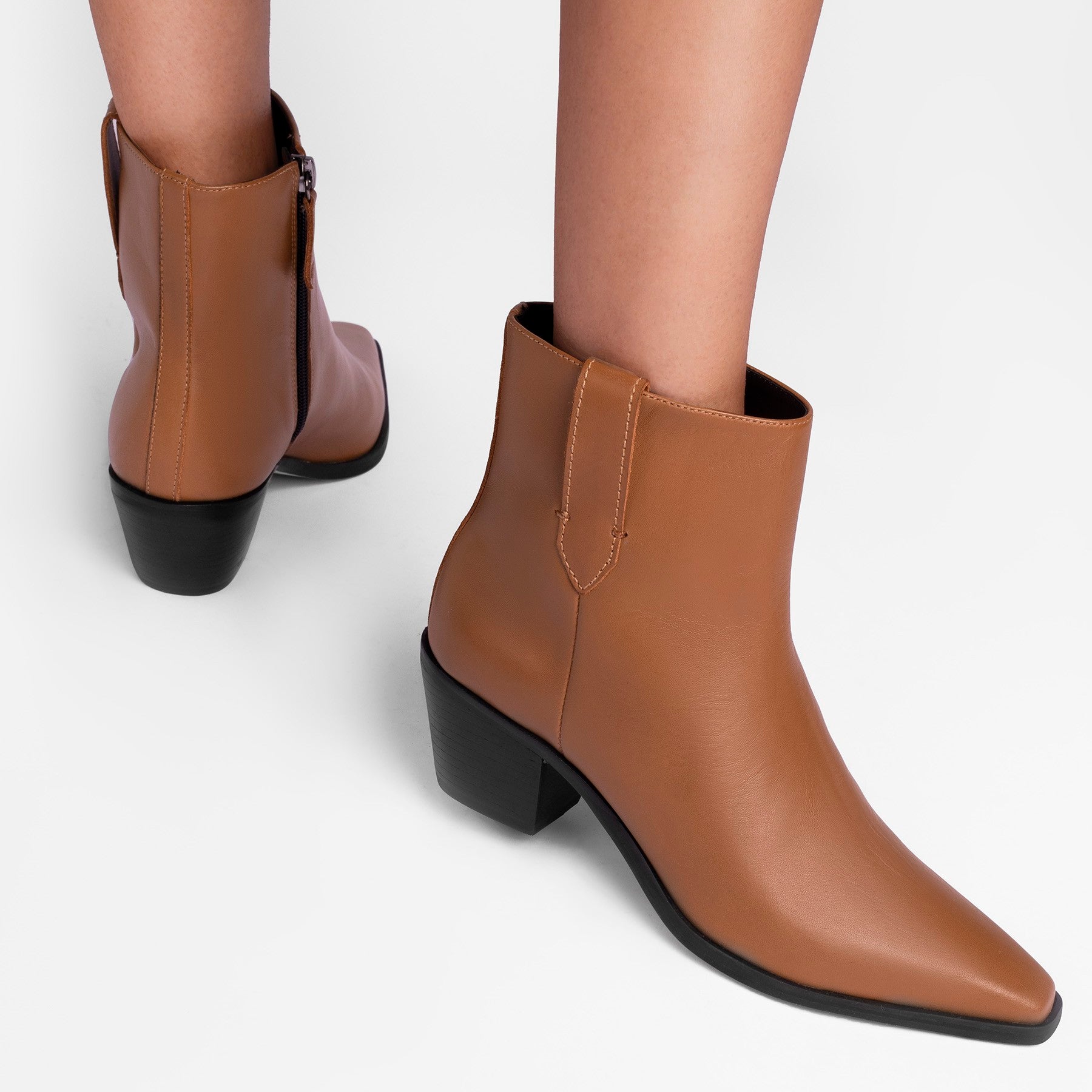 Bota Priscila Camelo