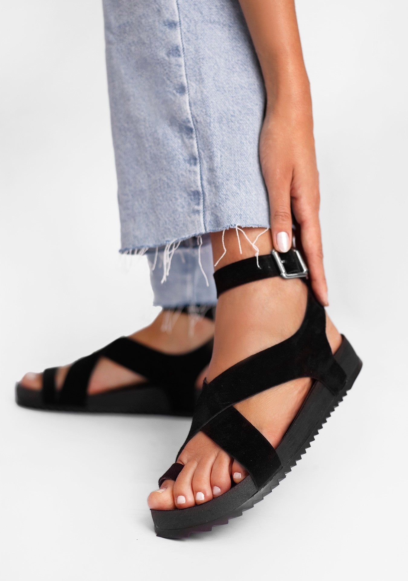 Flat Bini Black