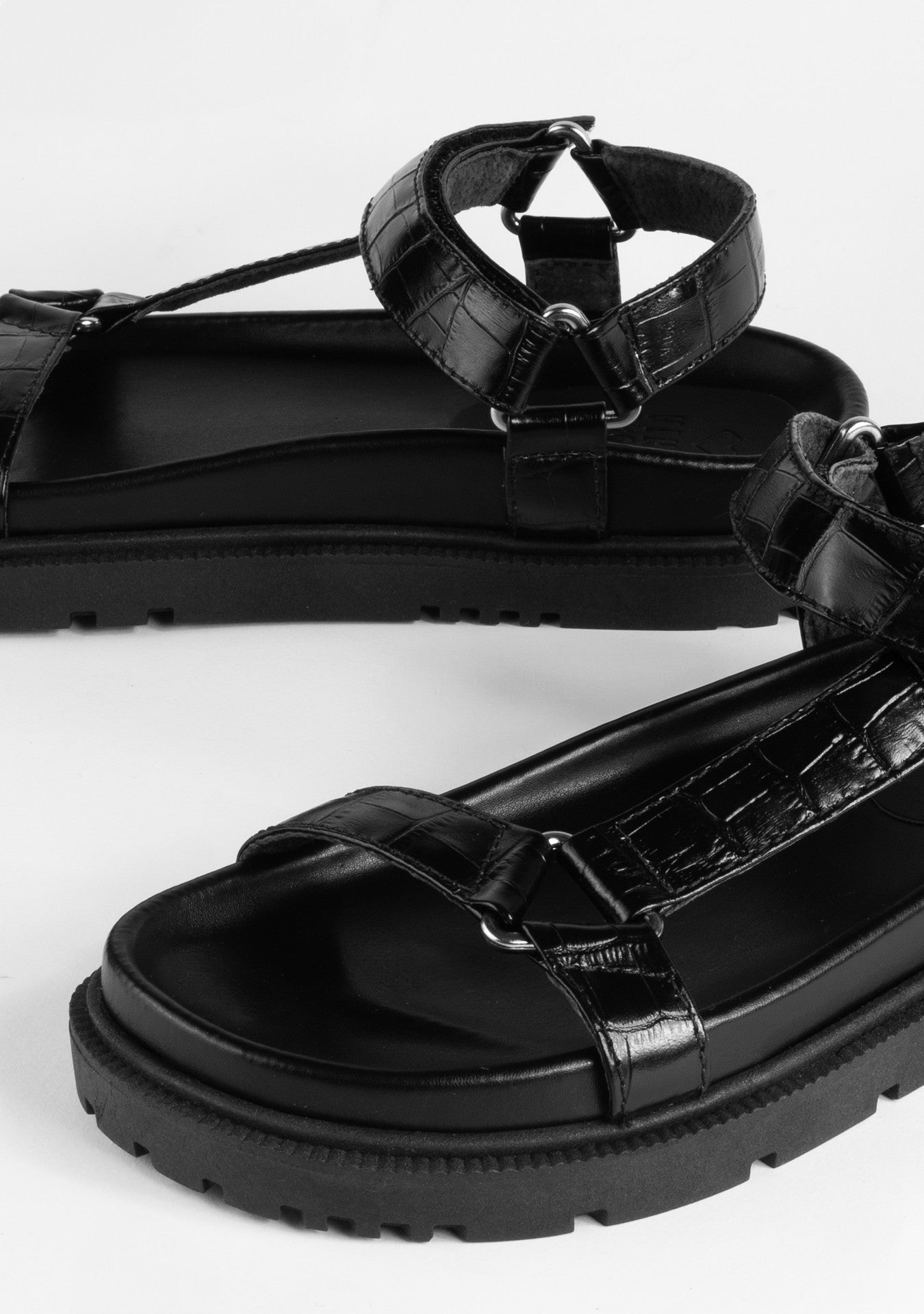 Flat Morgan Croco Black