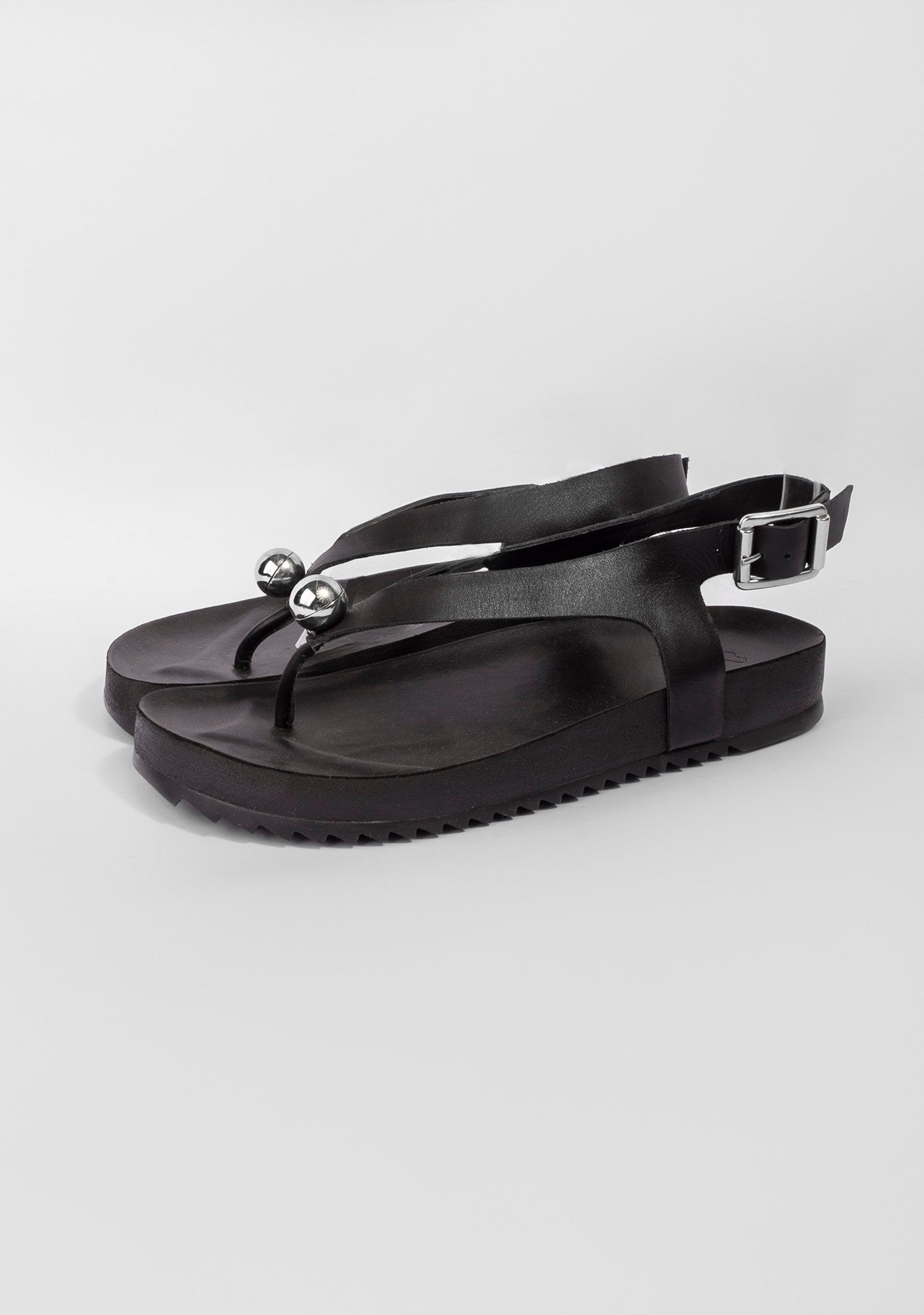 Flat Michelli Black