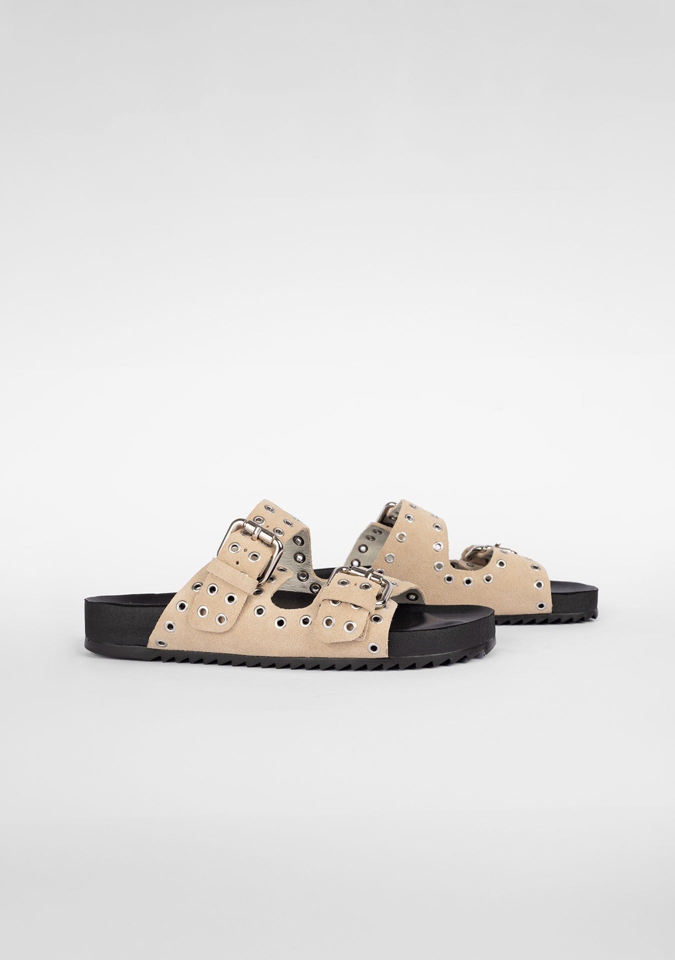 Flat Nanda Sand