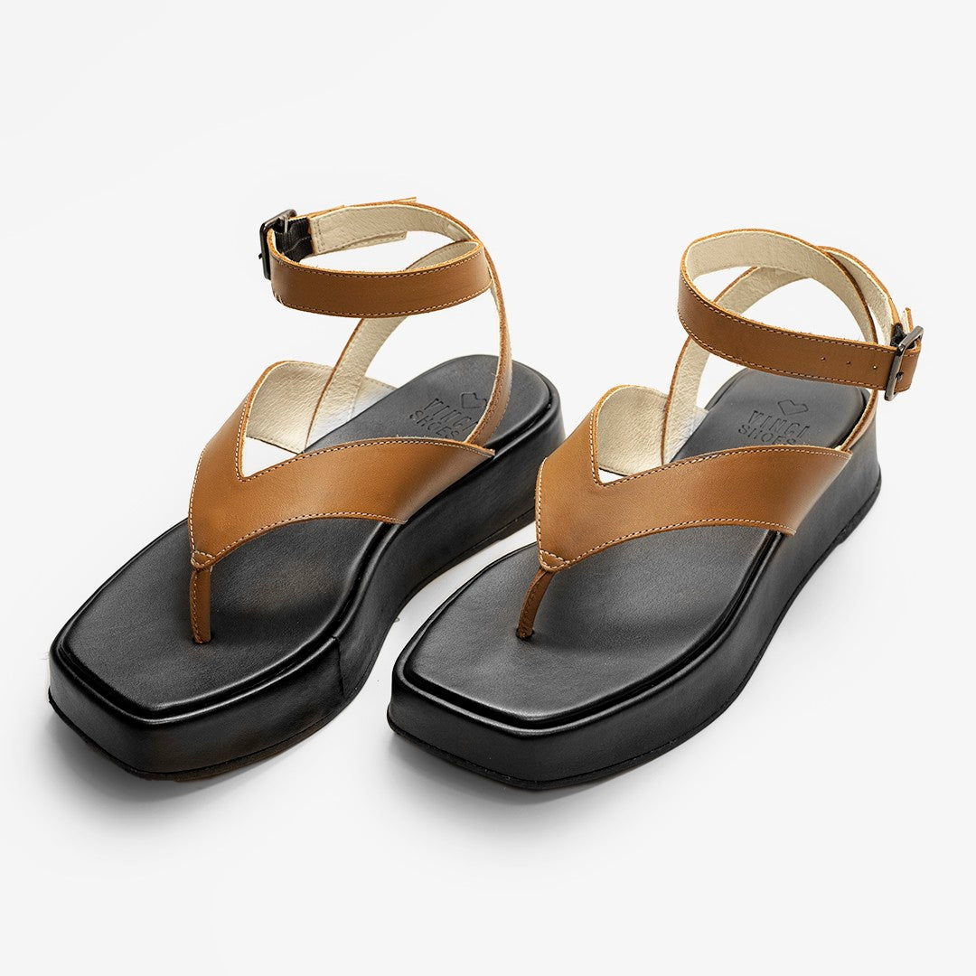 Flatform Erica Camelo