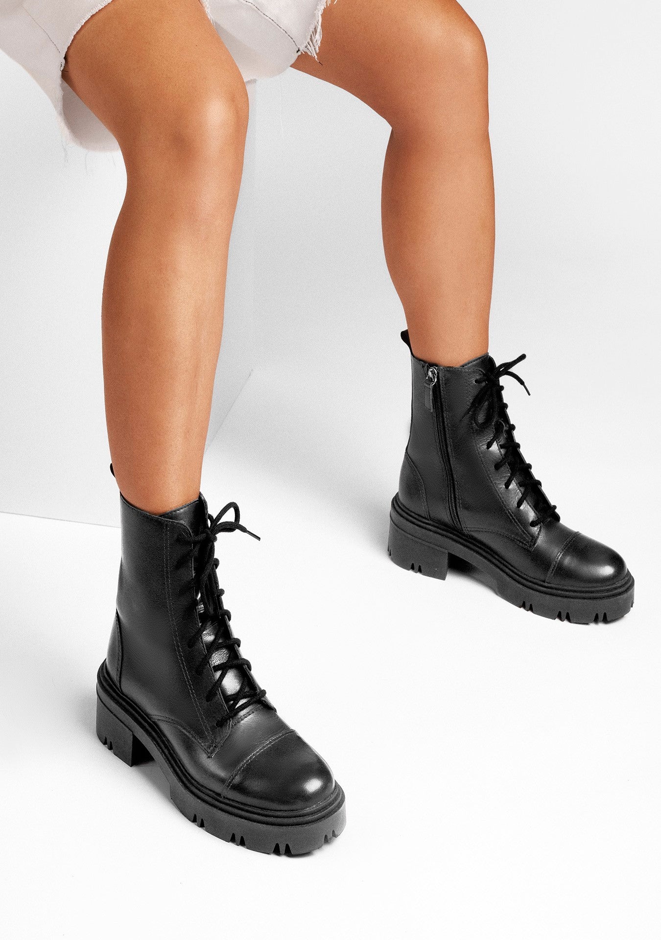 Coturno Parker Full Black