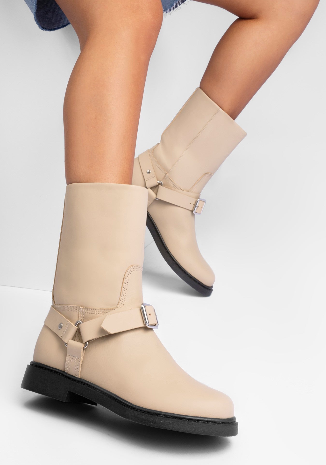 Bota Liverpool Bege