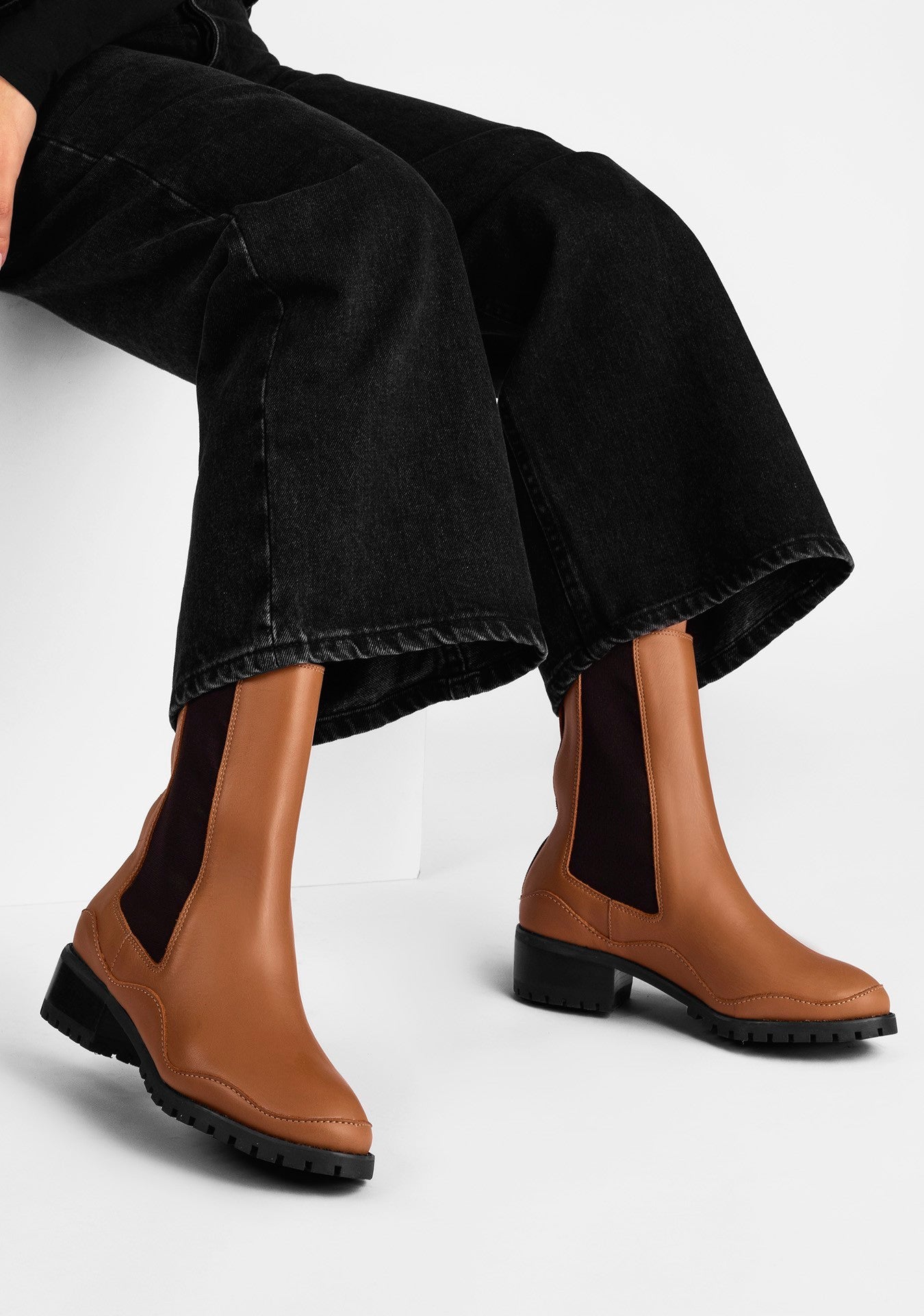Bota German Camelo