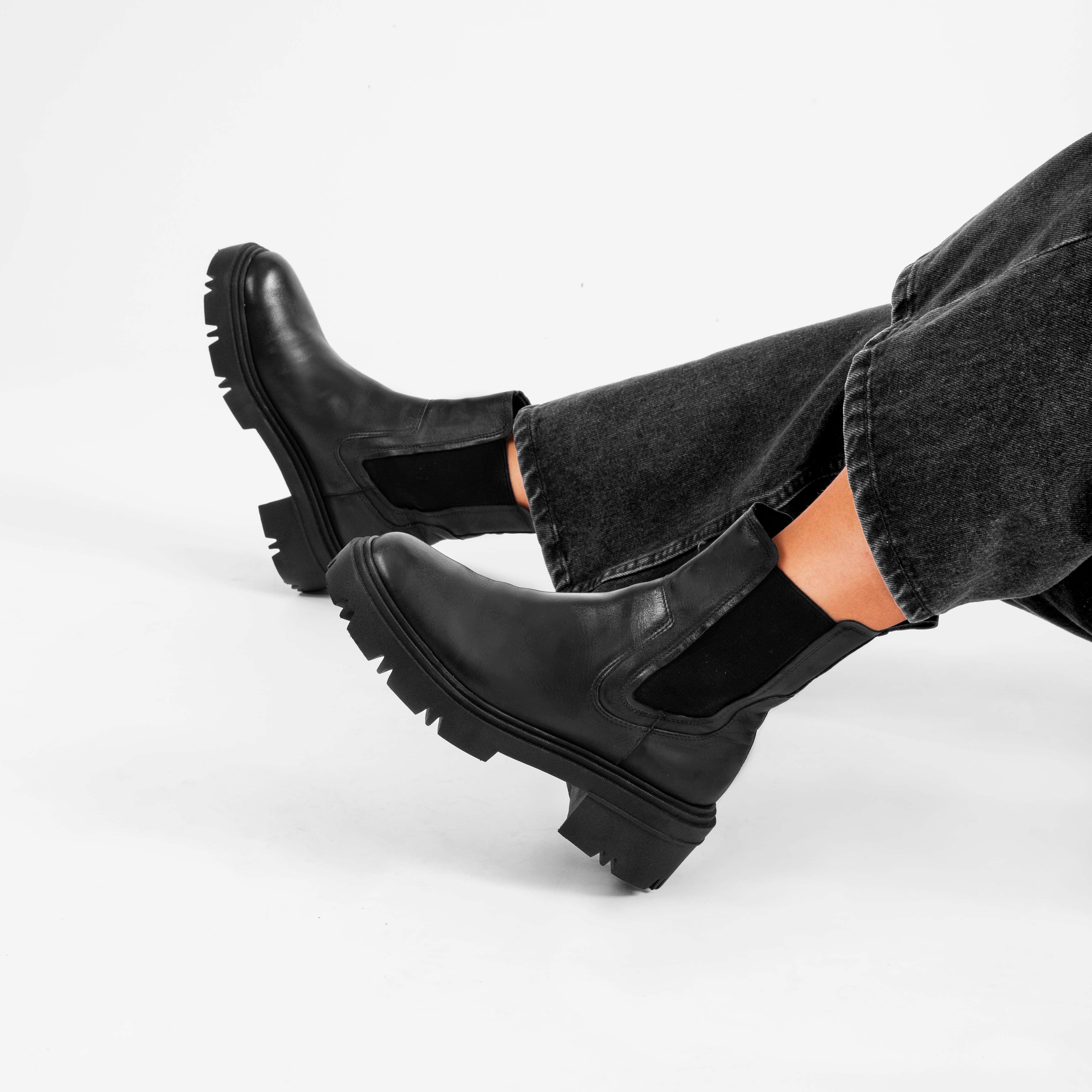 Bota Lia Full Black