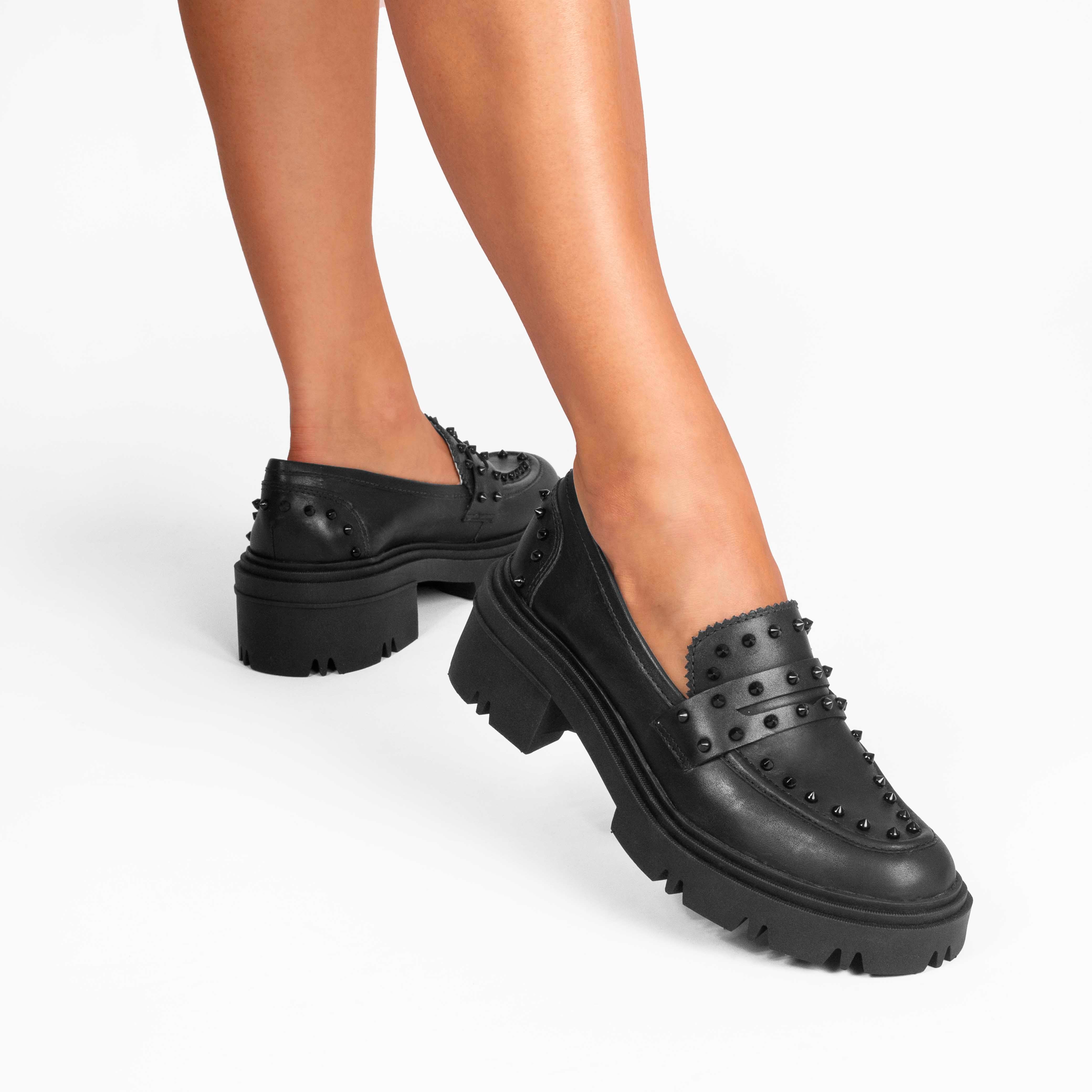Loafer Dara Studded Full Black
