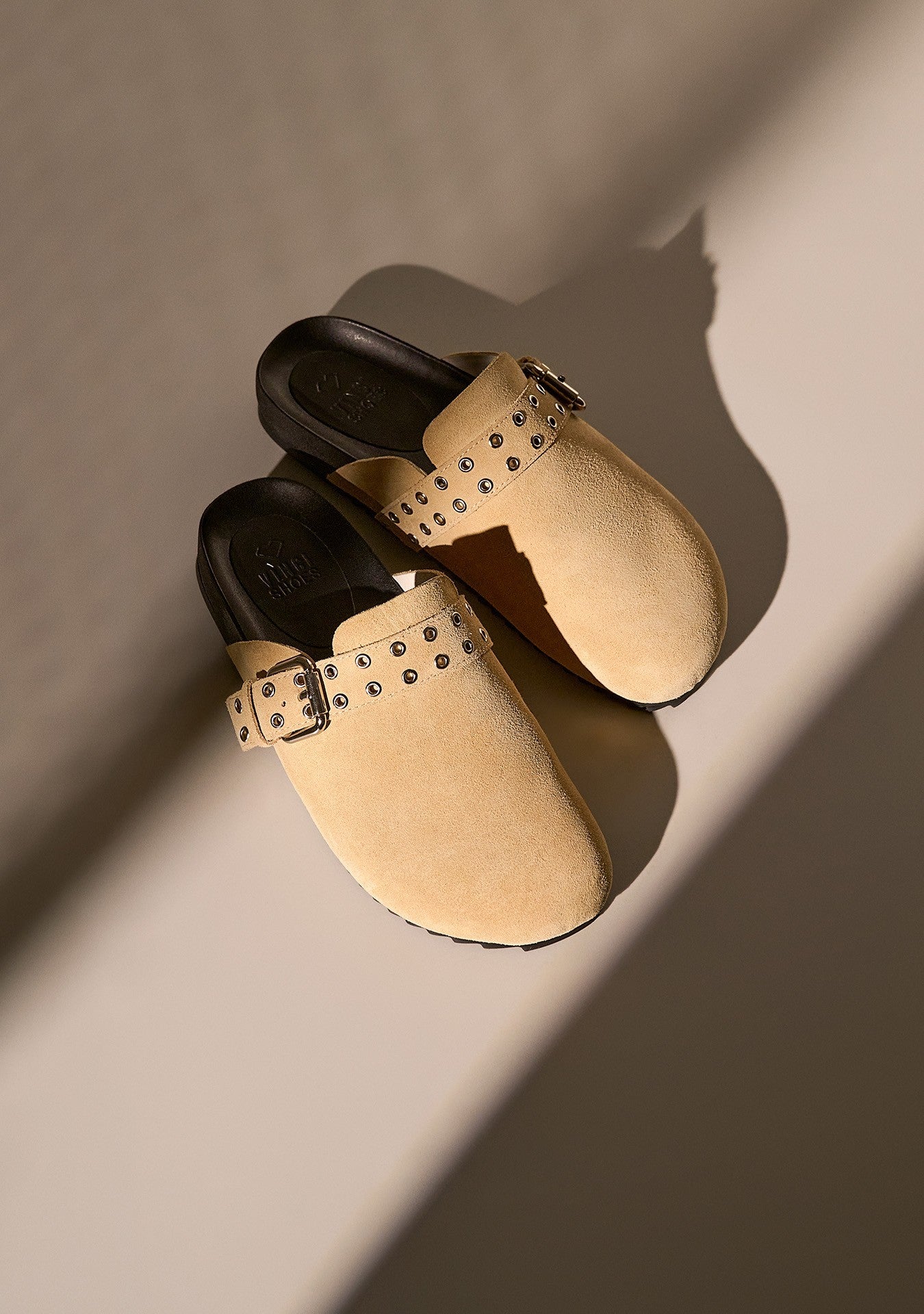Mule Clog Tassia Sand