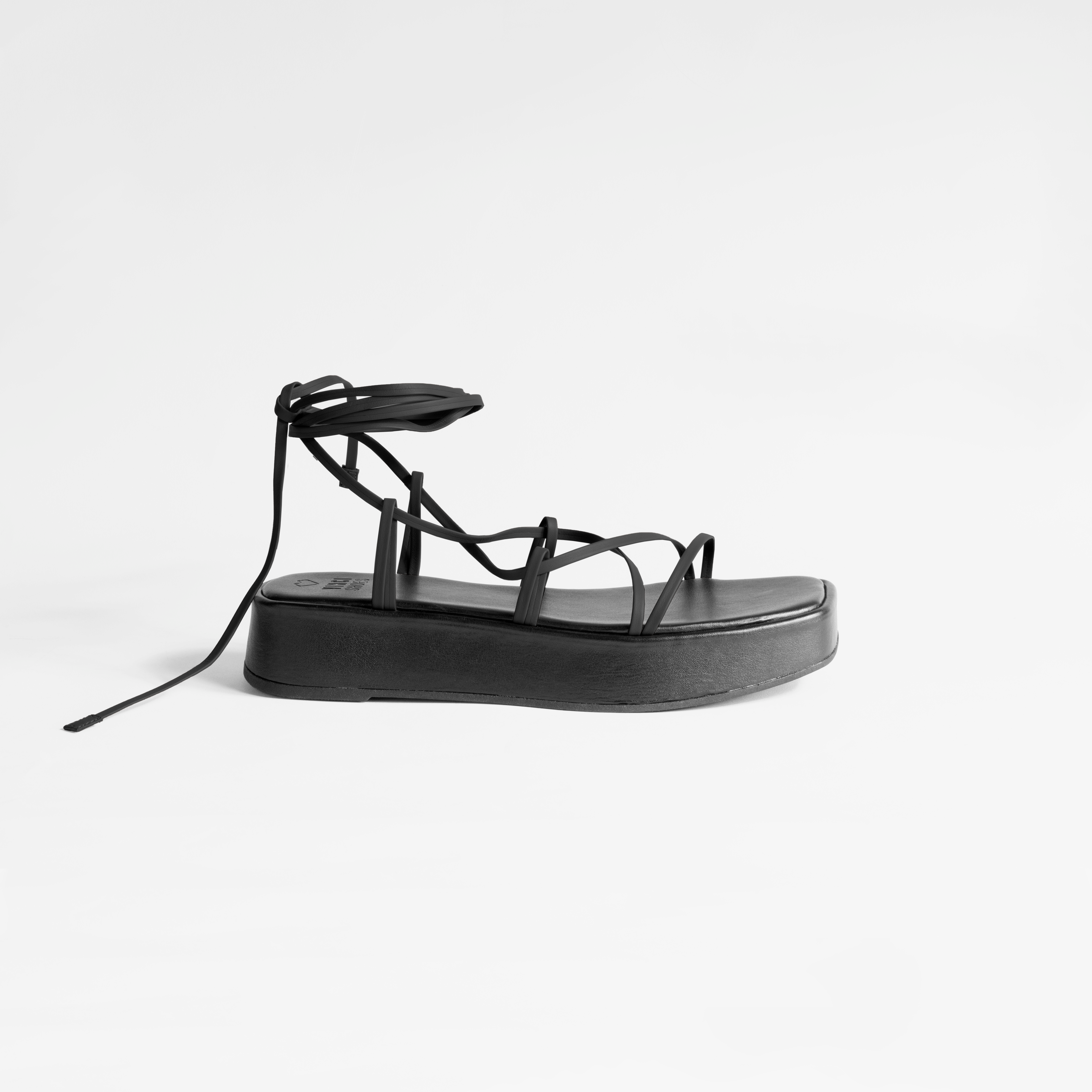 Flatform Eduarda Black