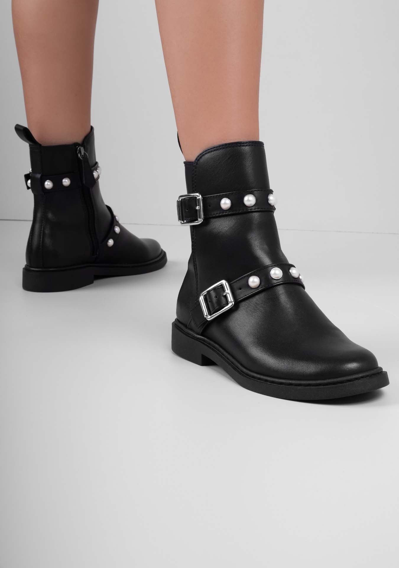 Bota Augusta Black