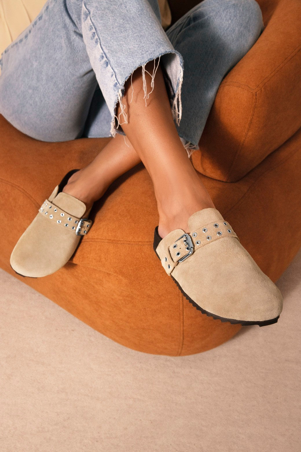 Mule Clog Tassia Sand