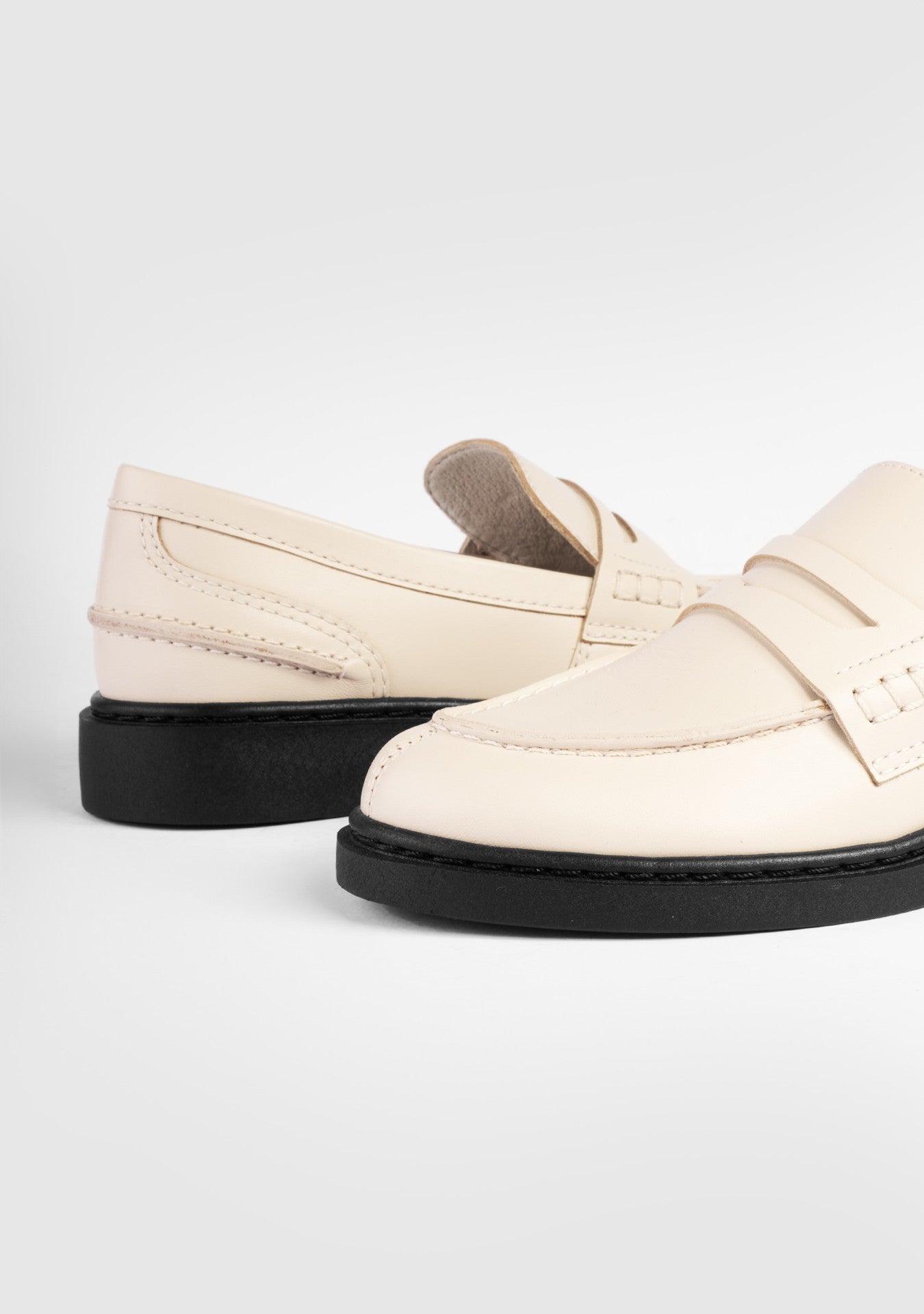 Loafer Taylor Vanilla
