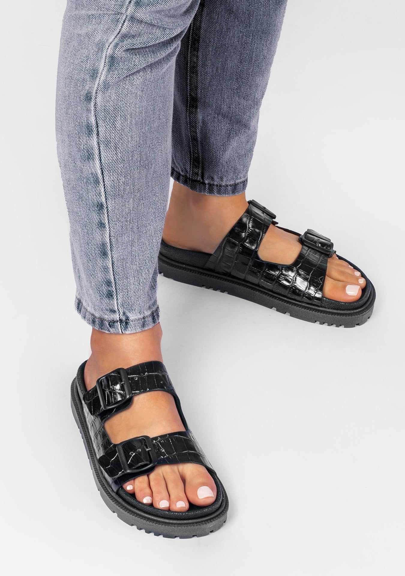 Flat Rebeca Black