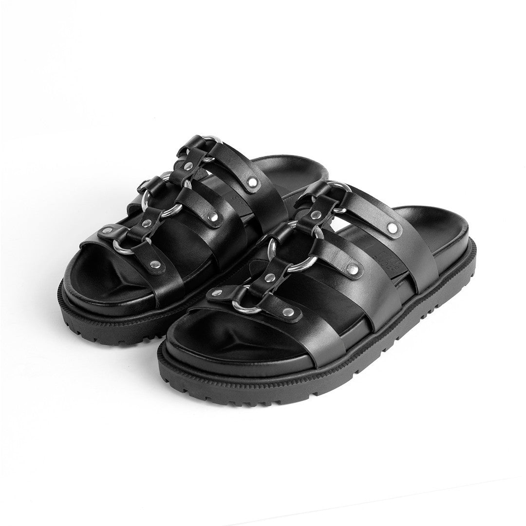 Flat Angie Black