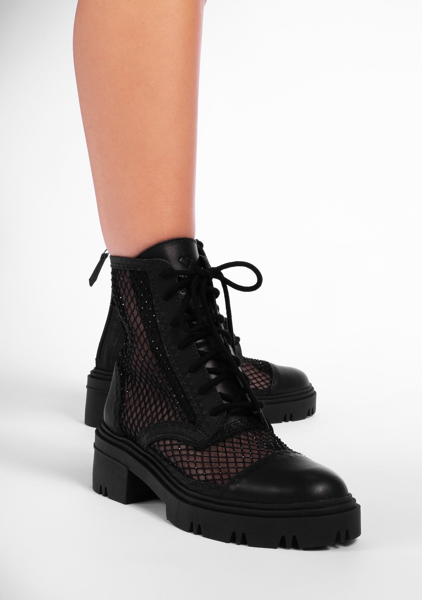 Coturno Holly Black Diamond