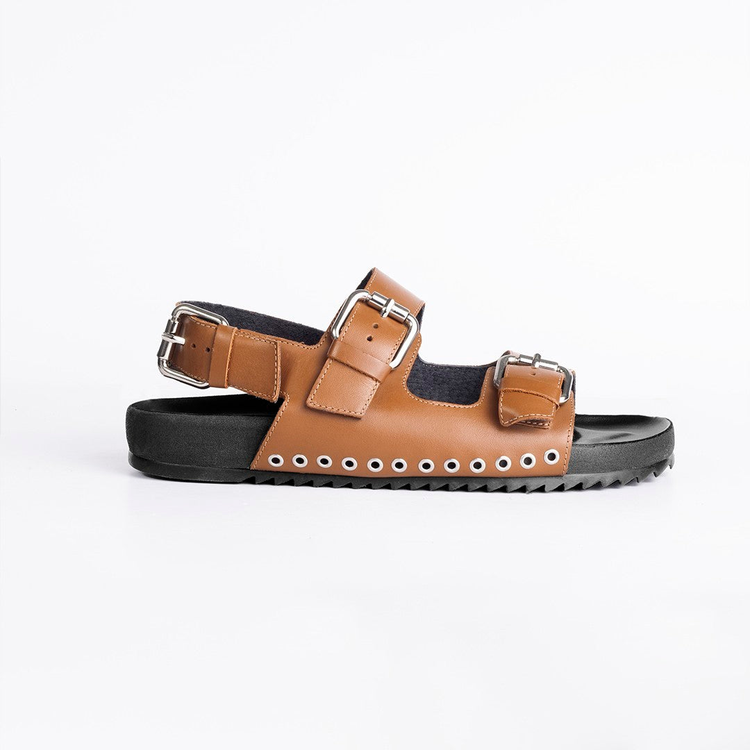 Flat Cassandra Camelo