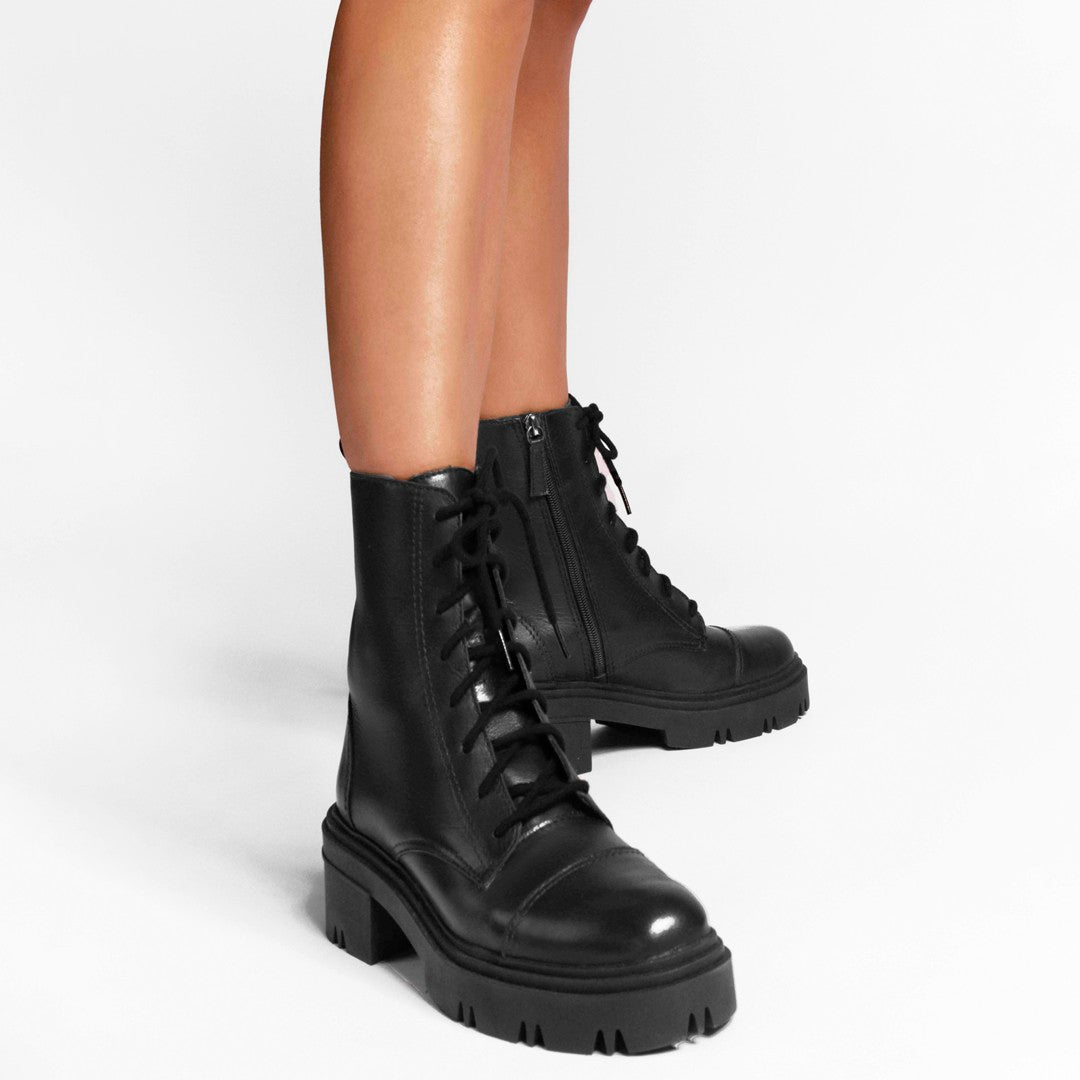 Coturno Parker Full Black
