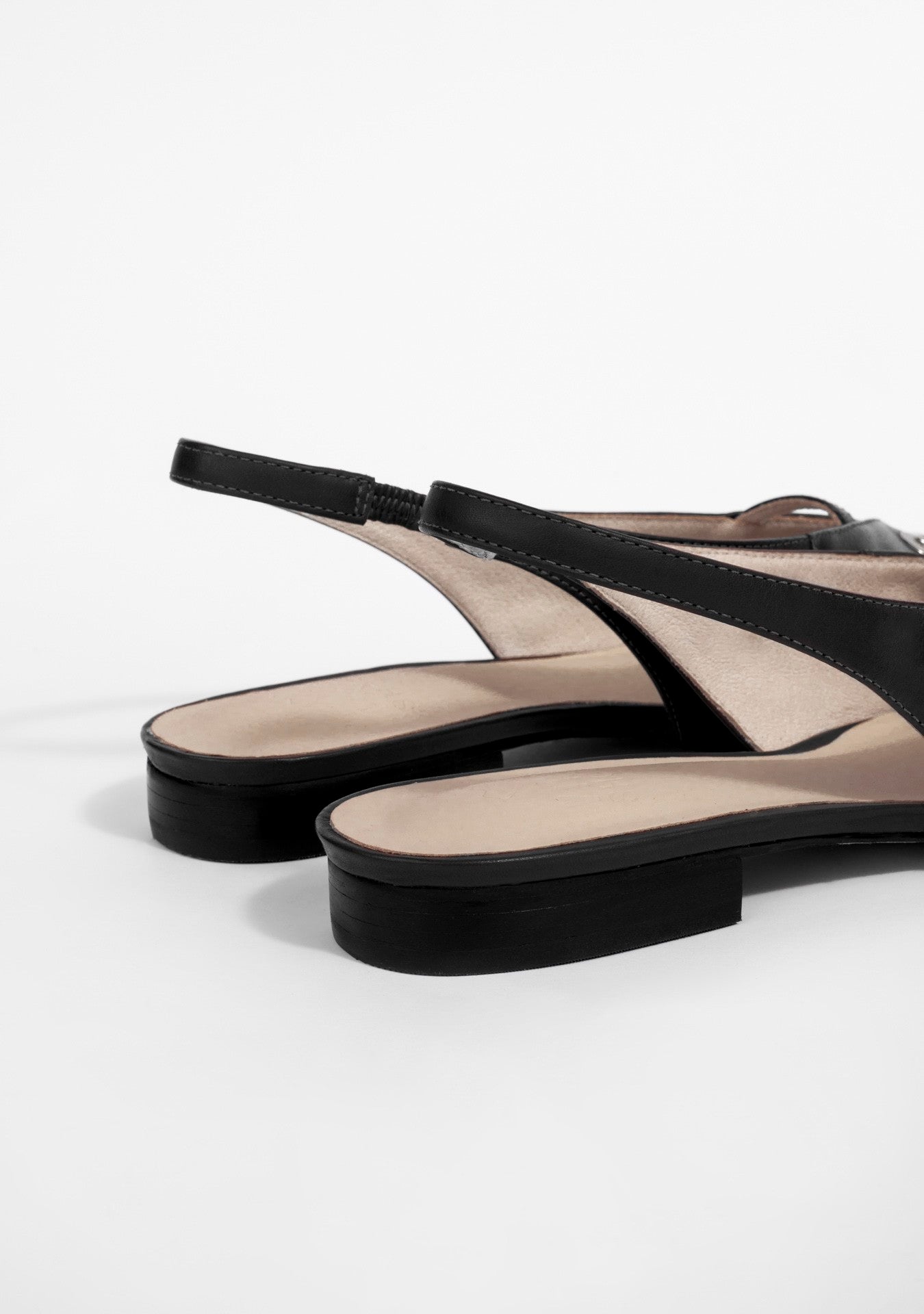 Sapatilha Ariana Black