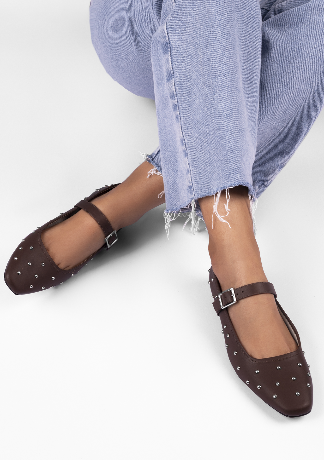 Sapatilha Vera Studded Coffee