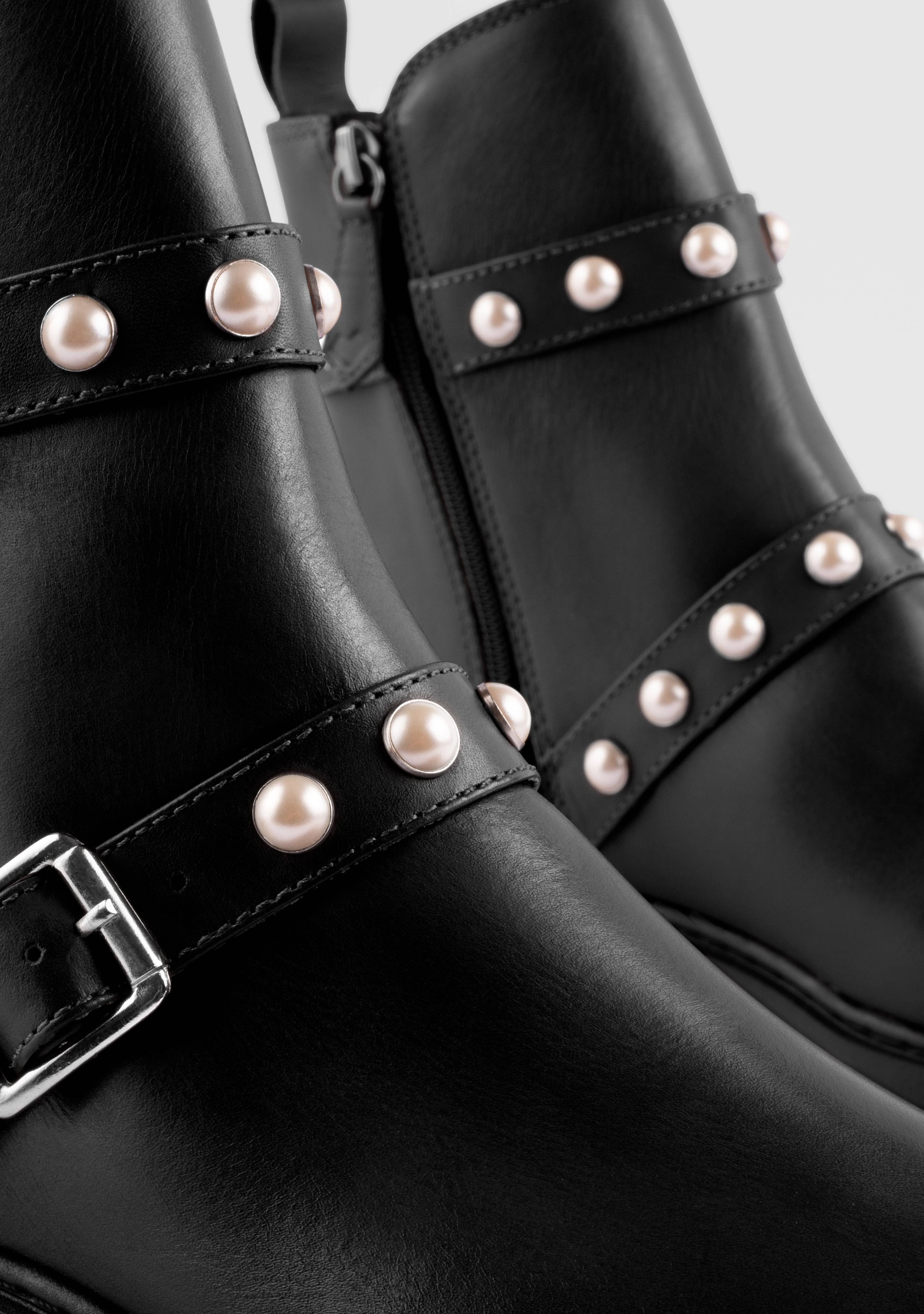 Bota Augusta Black