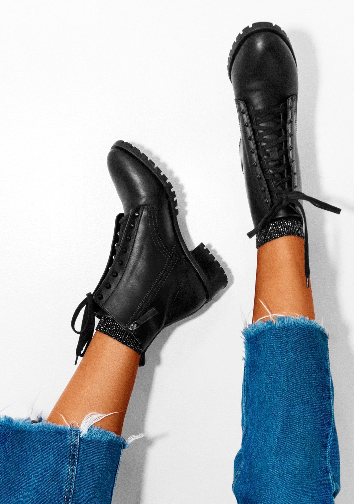 Coturno Snow Black