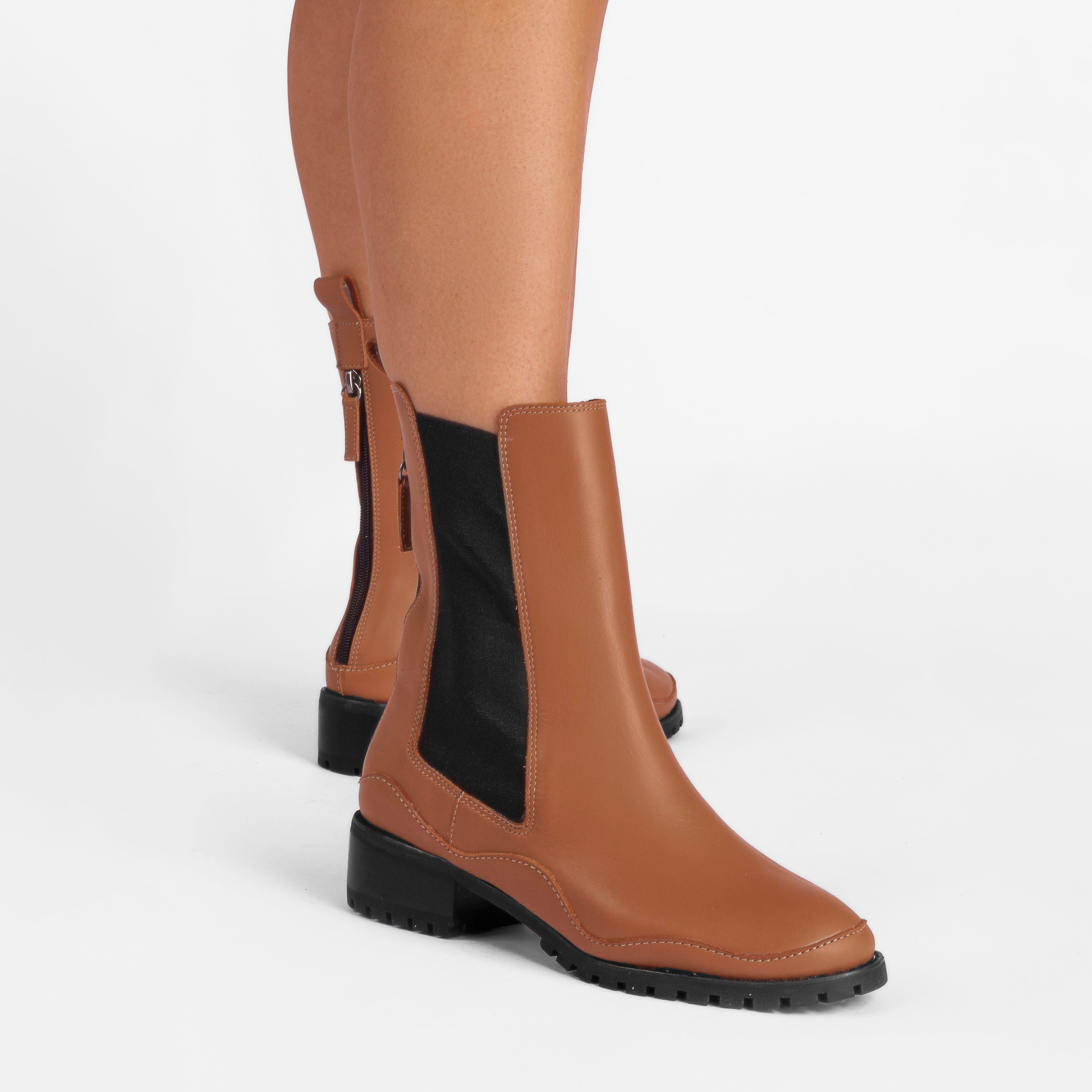 Bota German Camelo