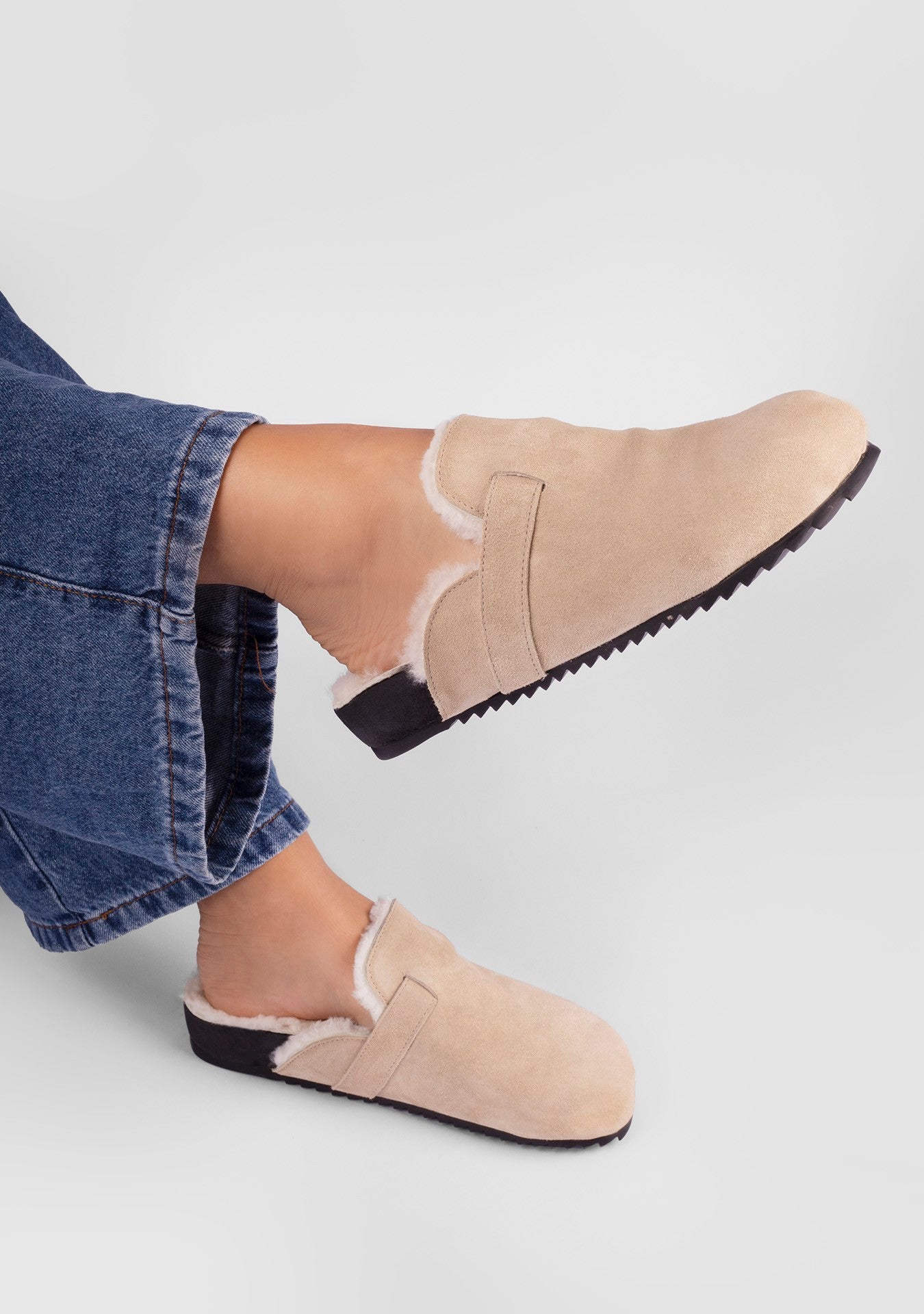 Mule Clog Julie Sand