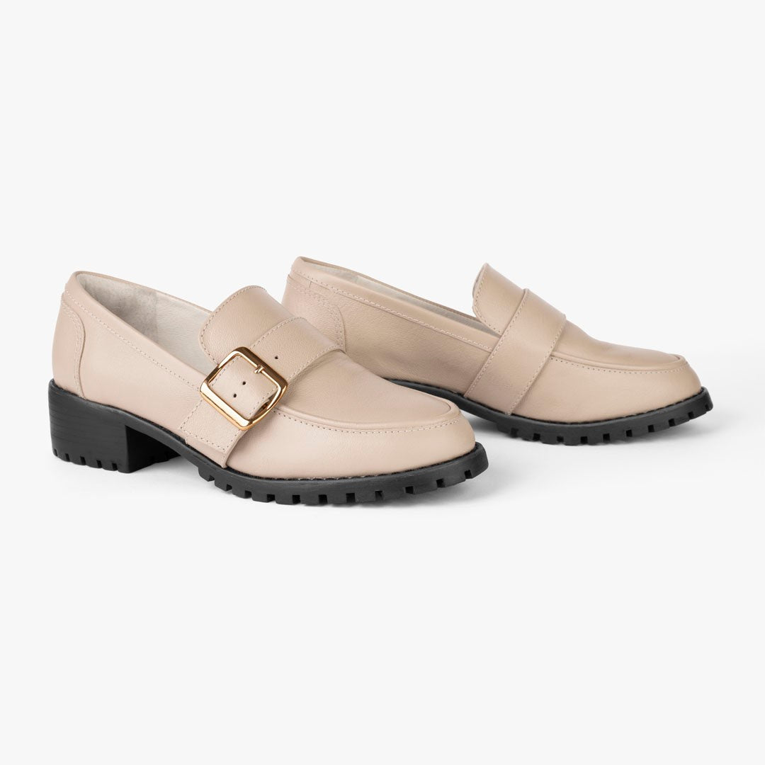 Loafer Lorena Bege