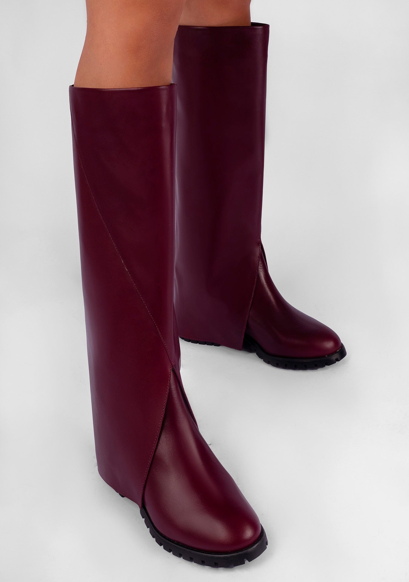 Bota Alexandra Wine