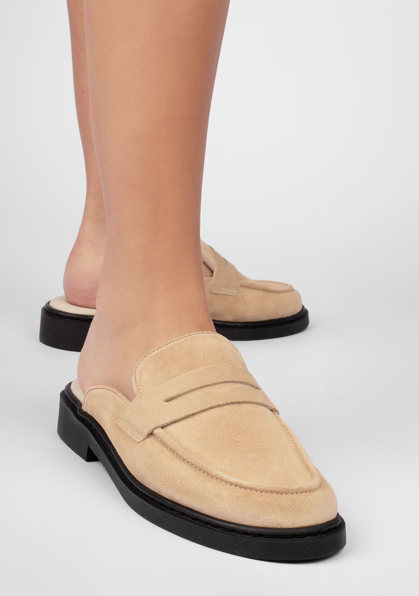 Mule Silvana Sand