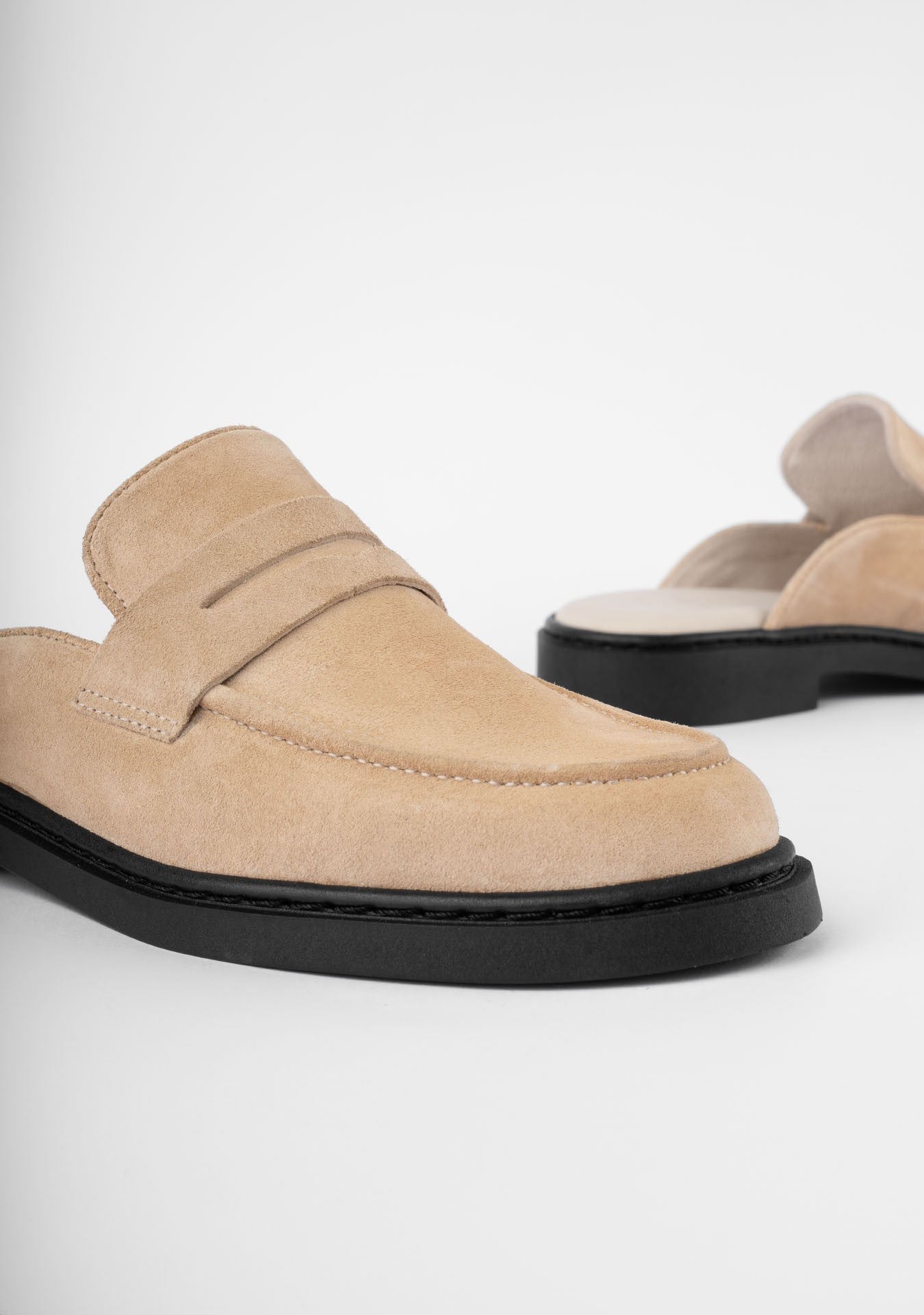 Mule Silvana Sand