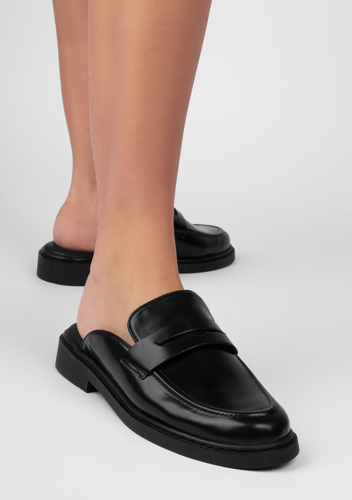 Mule Silvana Glossy Black