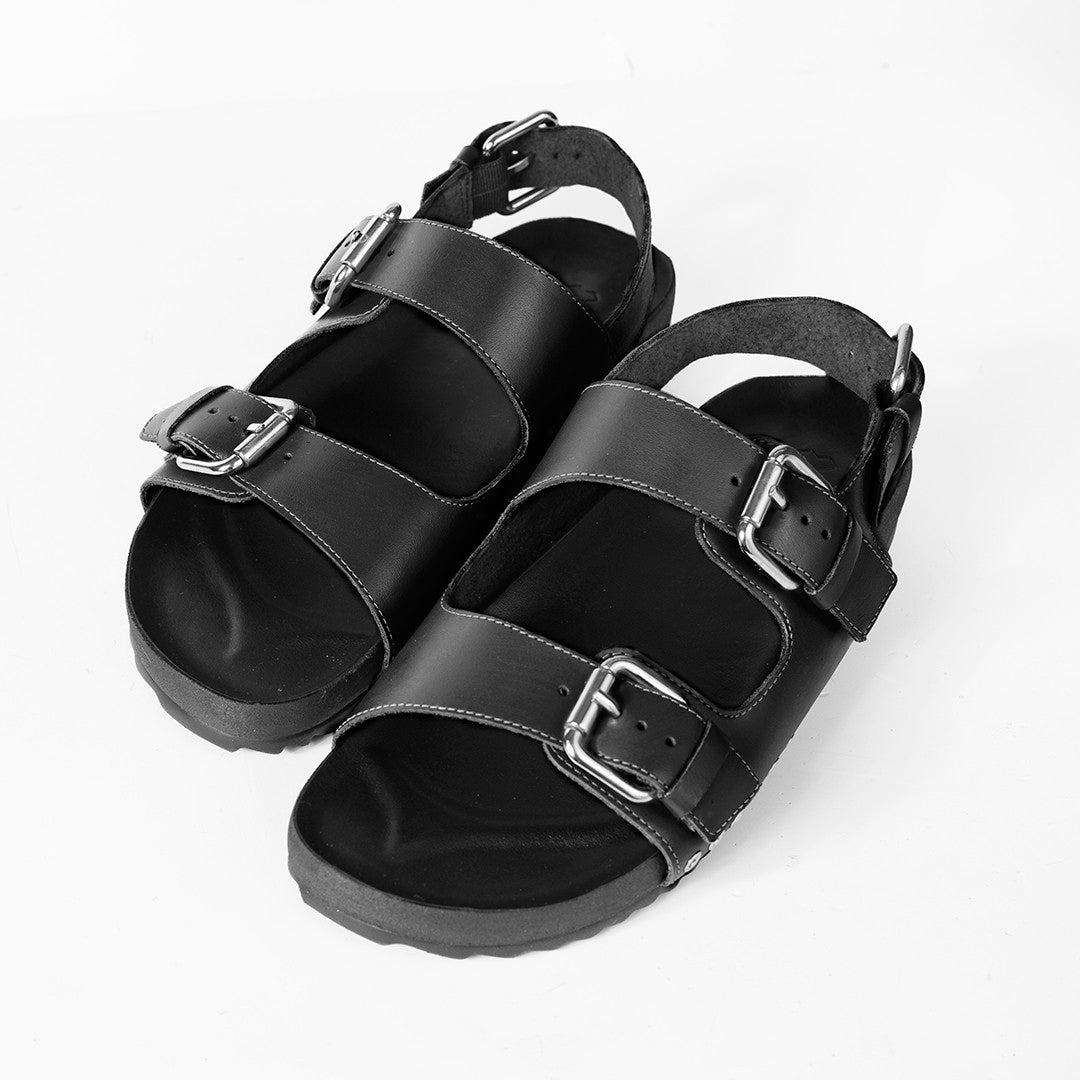Flat Cassandra Black