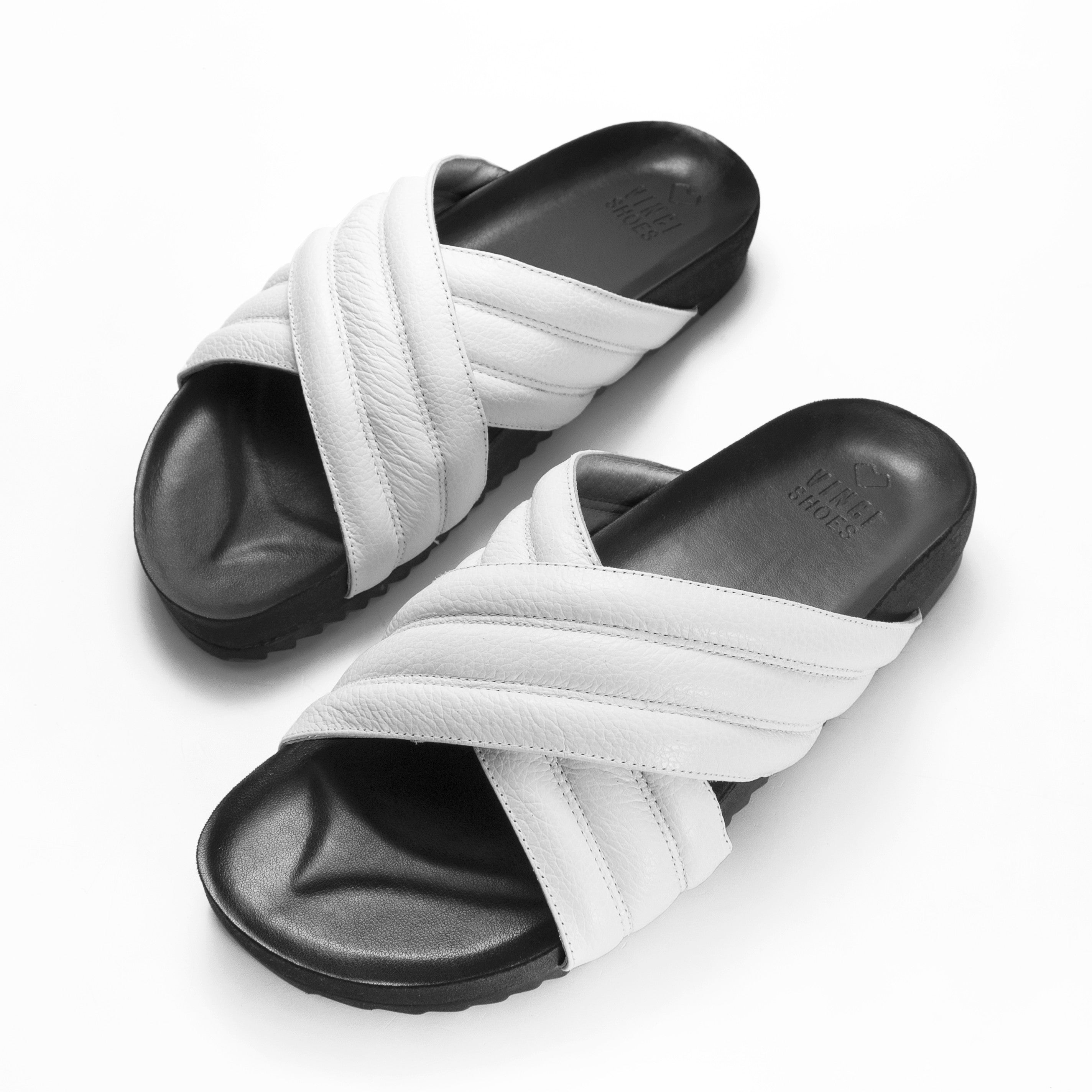 Flat Sandy White
